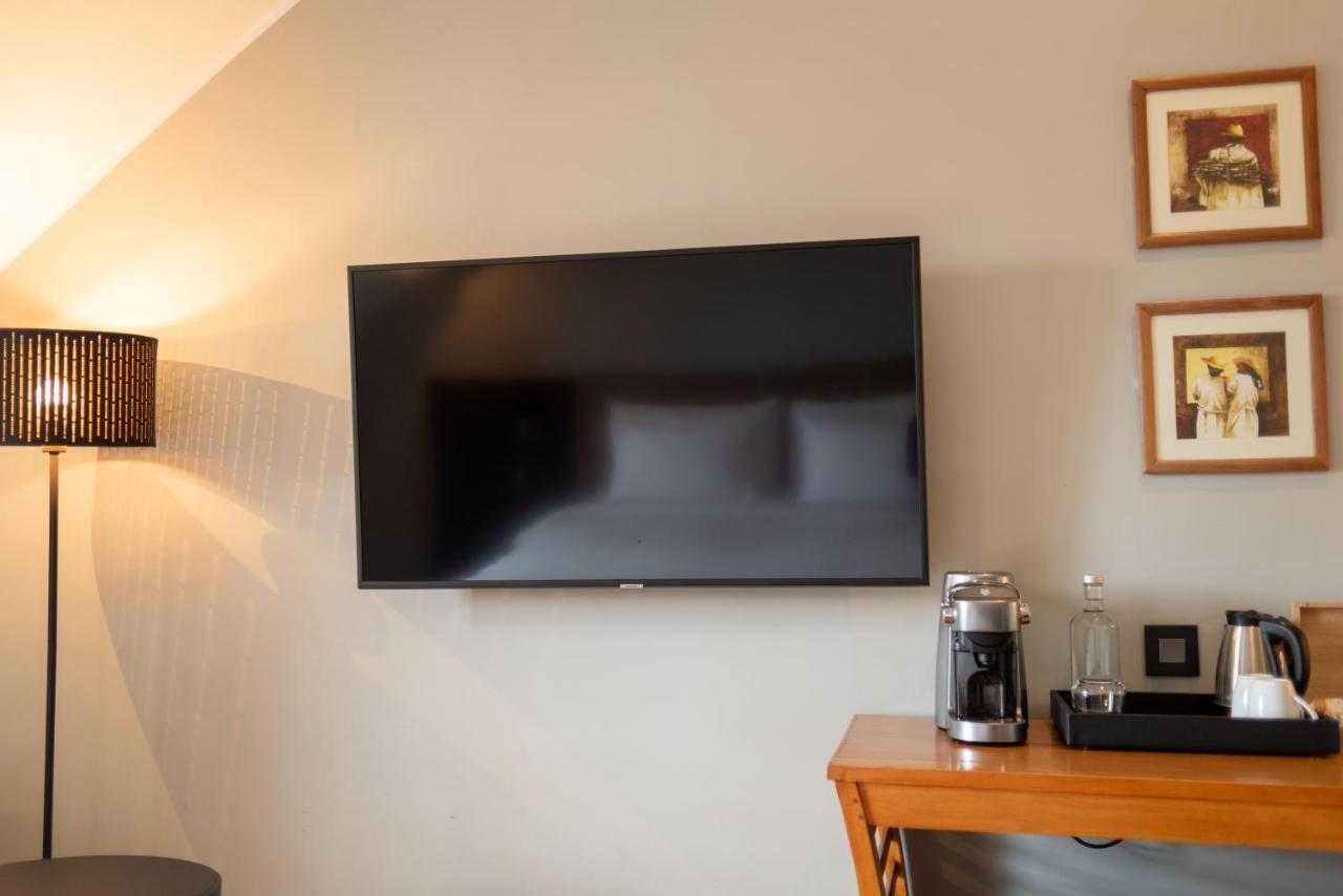 Radisson Hotel Tamboho Waterfront Antananarivo Dış mekan fotoğraf