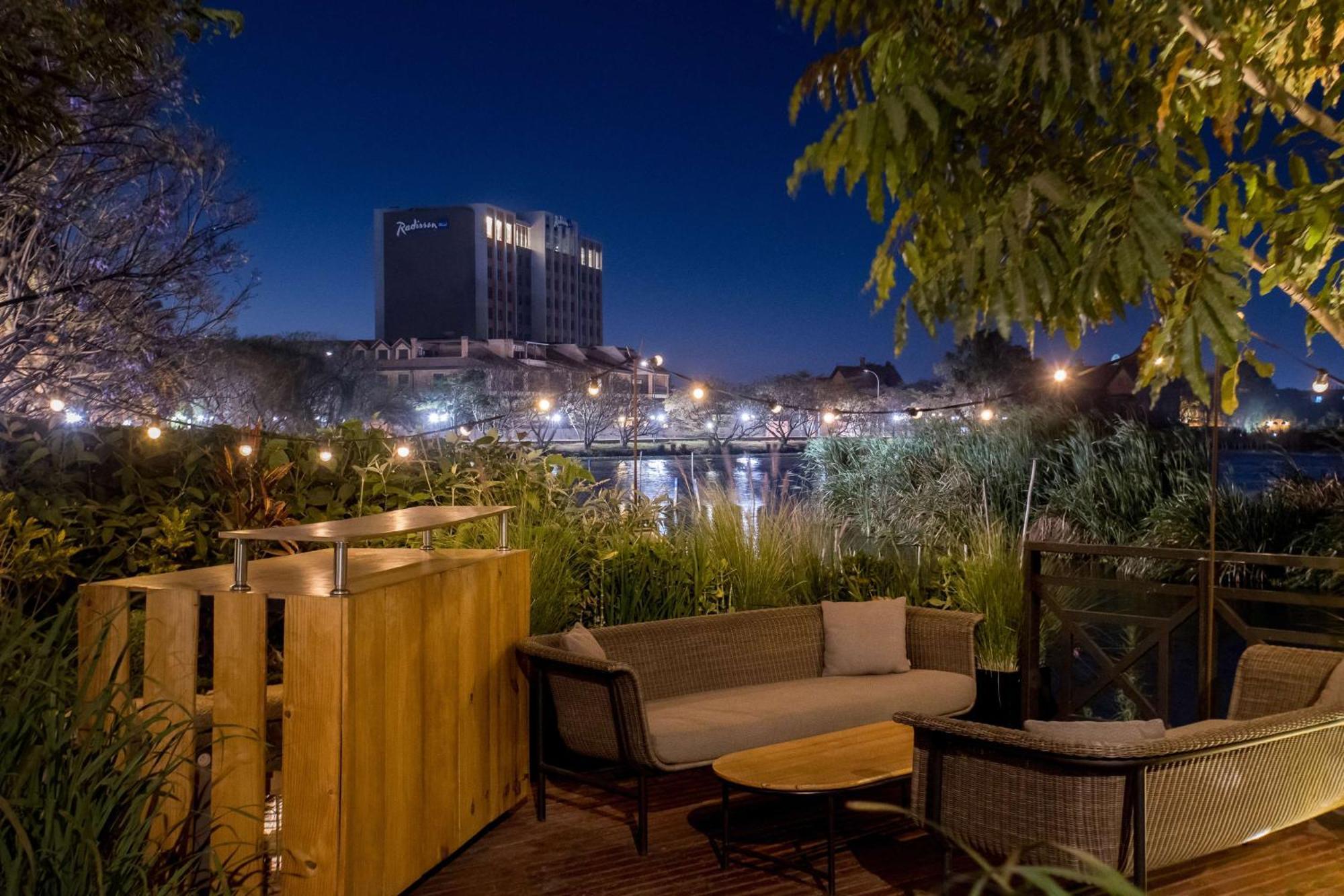 Radisson Hotel Tamboho Waterfront Antananarivo Dış mekan fotoğraf